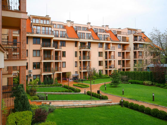 затворен комплекс