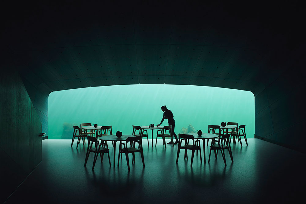 restaurantUnder