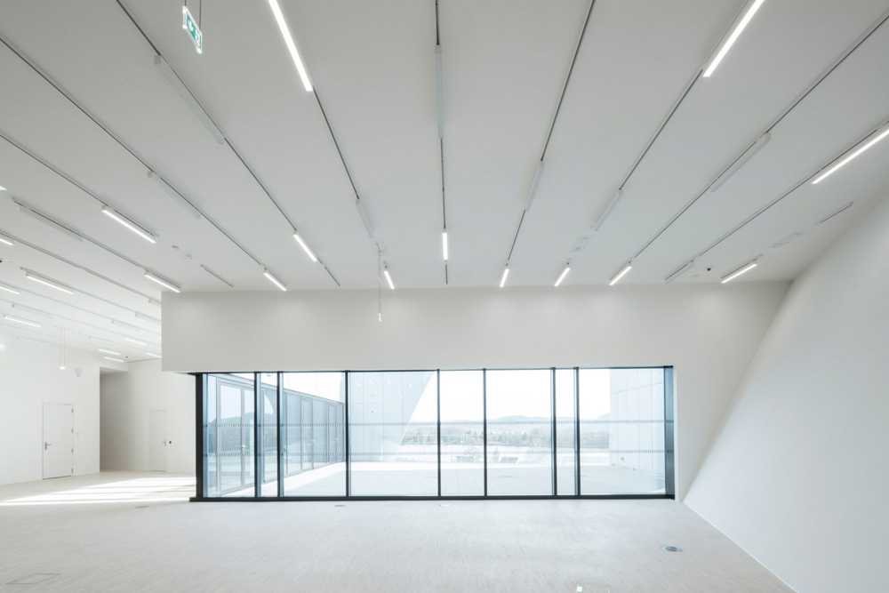 state-gallery-marte-marte-architekten